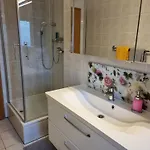 Waterkant Hotel *